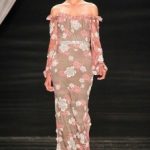 Rochiile cu motive florale, delicate si feminine